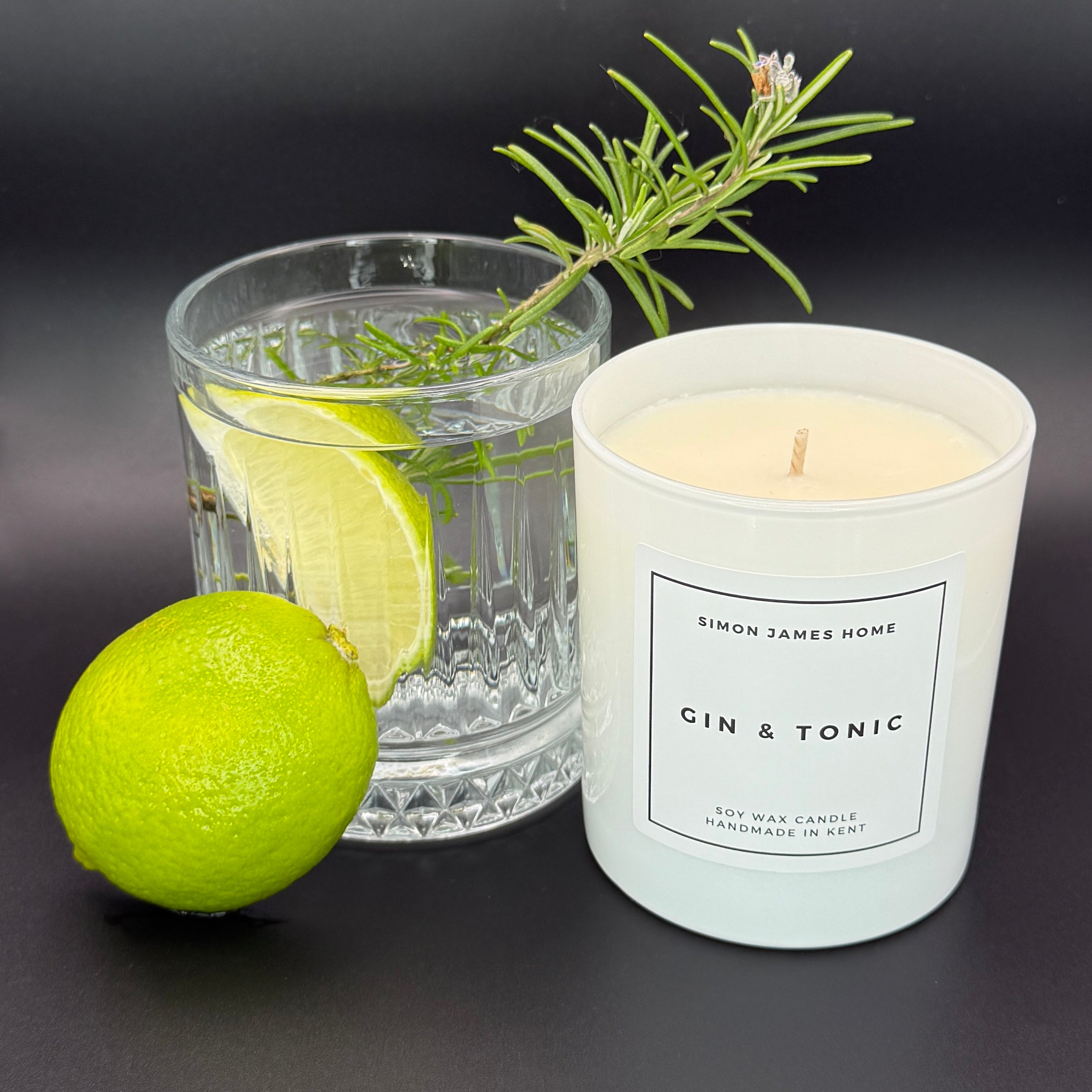 Gin & Tonic Handmade Soy Wax Candle, Gina and tonic candle, cocktail candle - Simon James Home