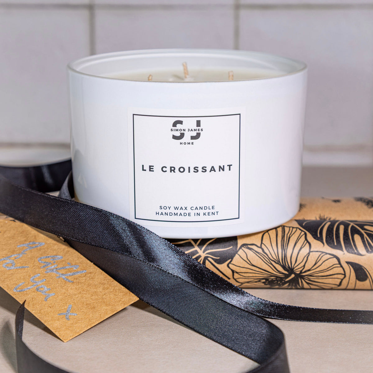 Le Croissant Candle - Handmade Soy Wax - The Ultimate Croissant Candle - Simon James Home