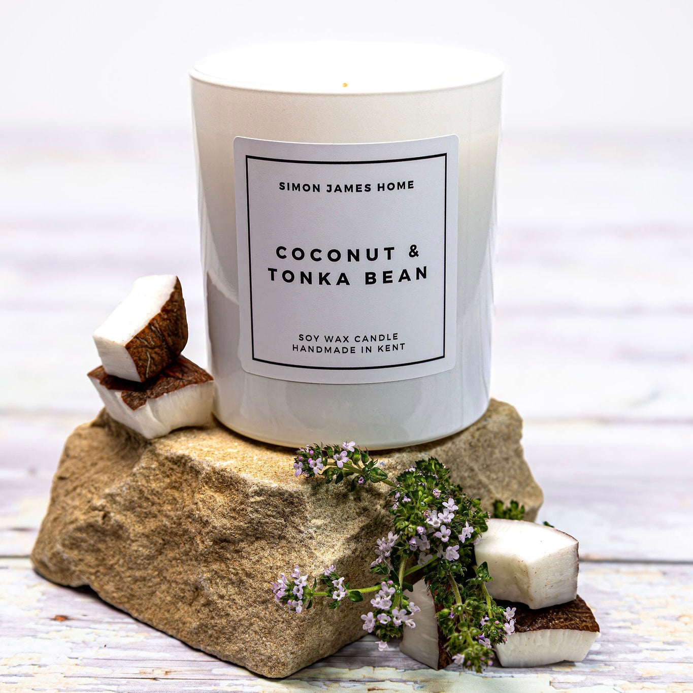 Coconut & Tonka Bean Handmade Soy Wax Candle - Luxurious Coconut Candle - Simon James Home