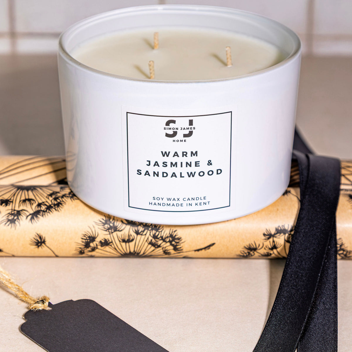 Warm Jasmine & Sandalwood Candle - Luxury Soy Wax - Simon James Home